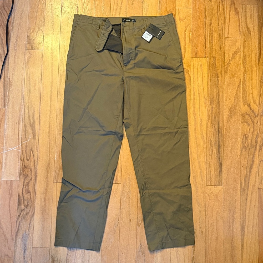 Club Monaco Olive Green Soft Twill Men's Pants (size 36 waist)